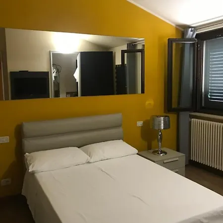 L'alloggio Del Capitano Homestay *